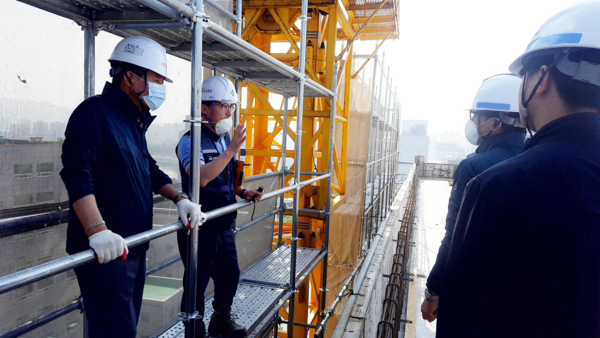 ⓒ안전보건공단 패트롤 현장점검반 건설현장 안전점검 전경/ 출처:안전보건공단 자료