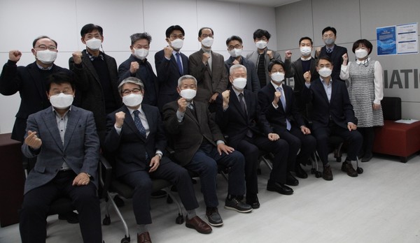 ⓒ제 13회 산업보건학술제 기념촬영 모습/사진-대한산업보건협회 제공