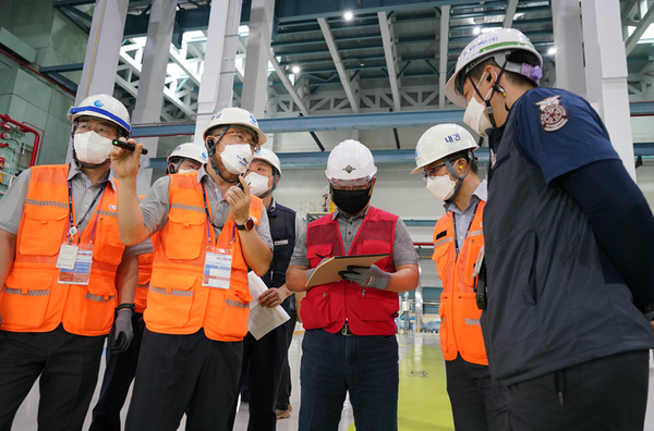ⓒ참가 기업 현장심사 모습/사진-소방청 제공