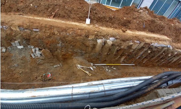 ⓒ대우건설 인천서구 신축아파트 공사현장에서 토사가 붕괴되어 작업자가 토사에 깔려 사망했다/사진-인천서부소방서